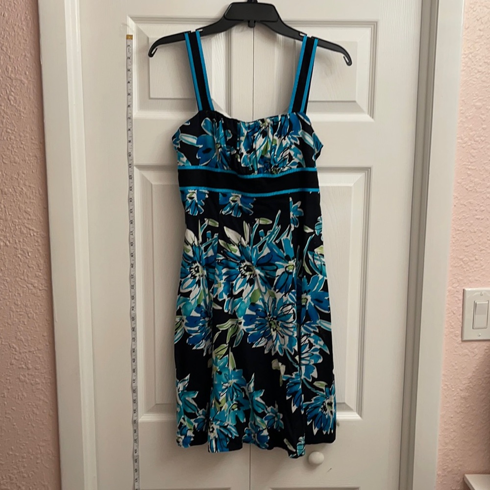 Madison Leigh dress - size 6